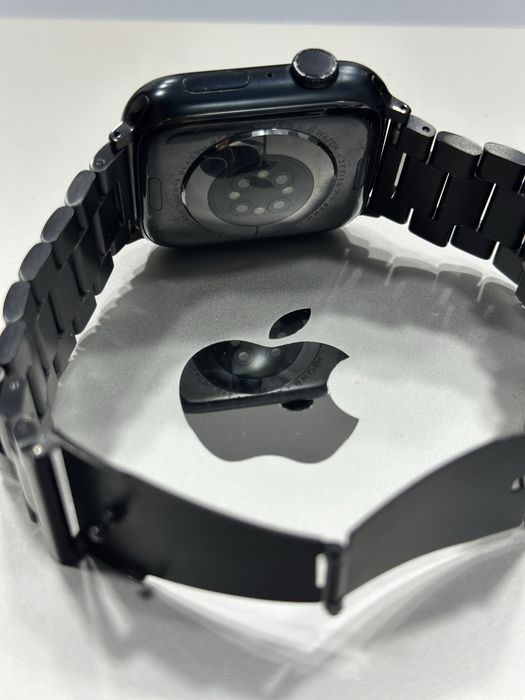 Apple Watch 7 (45mm)