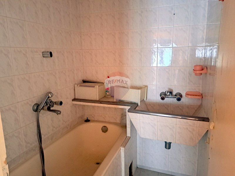 Продава се Тристаен апартамент в Варна, Трошево - 64 кв.м за 1516 €/кв.м - Снимка #8