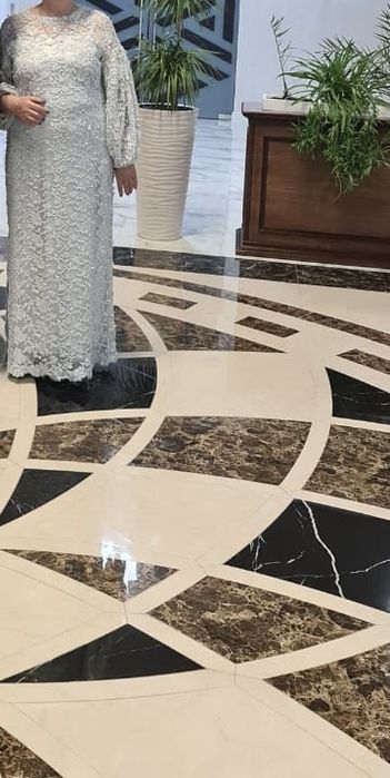 Продаю платья