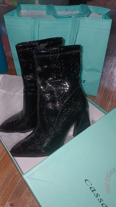 Новые демисезонные полусапожки