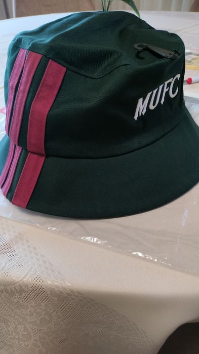 Adidas bucket cap