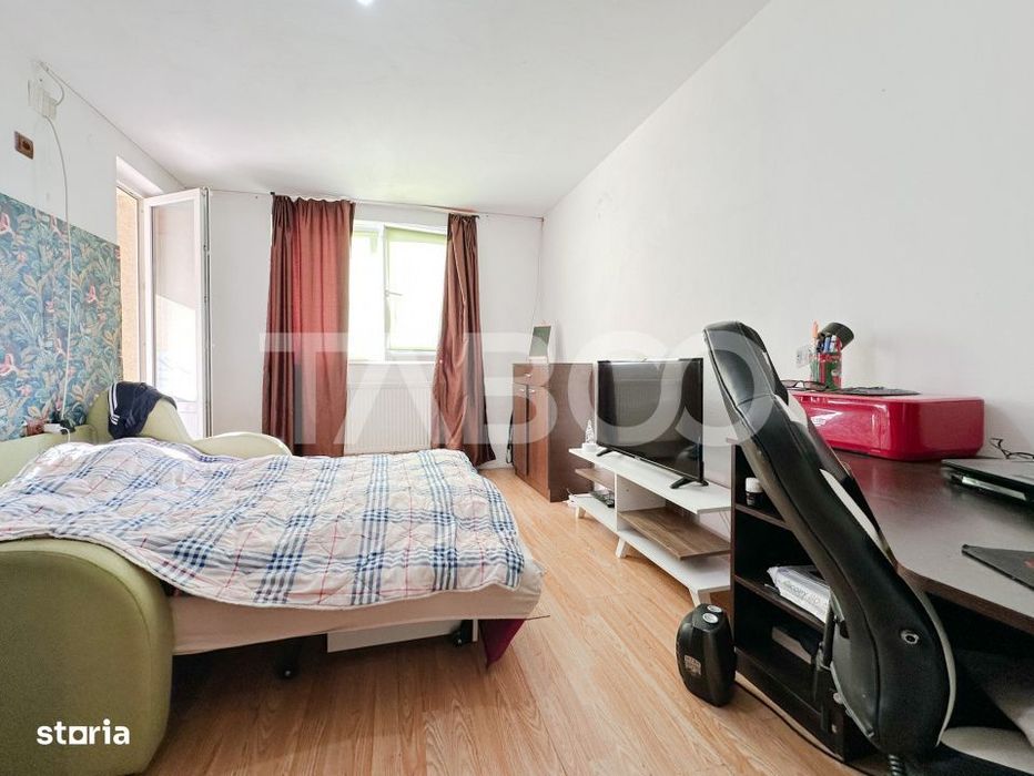 Apartament 3 camere de vanzare - parter inalt cu balcon zona Rahovei — fotografia 1
