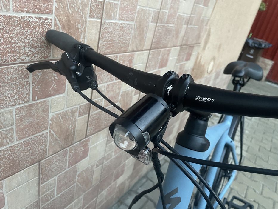 Bicicleta trekking city bike"Specialized"2025 1x12