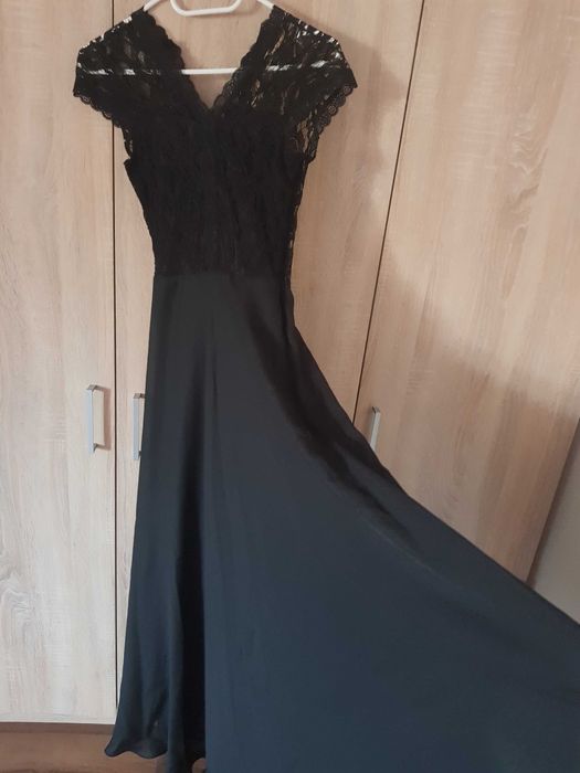 Rochie neagra marimea S