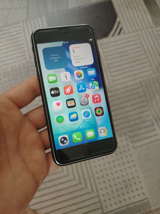 iPhone SE 2 liber si tot OK