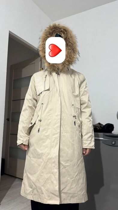 Куртка бежевый,черный