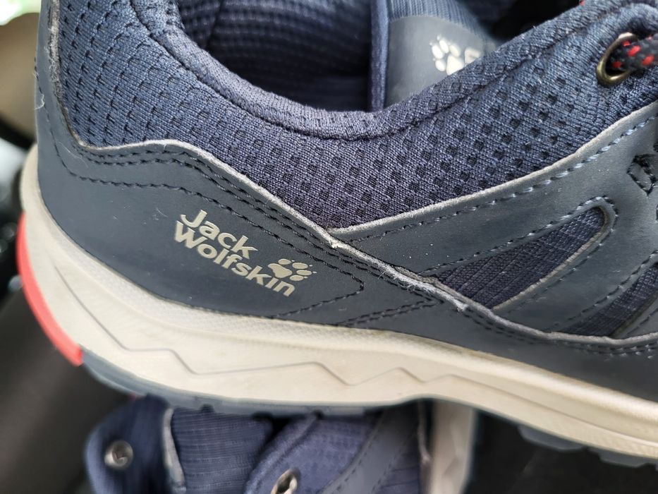 .JACK WOLFSKIN  bootfitter nr 39 ca si noi