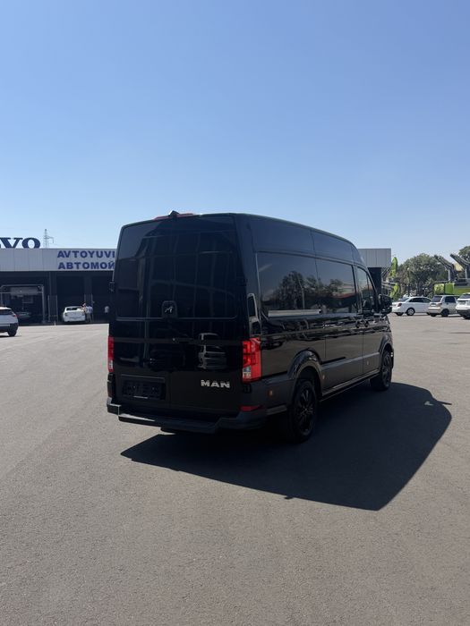 Mikroavtobus MAN TGE 3.180 4x4