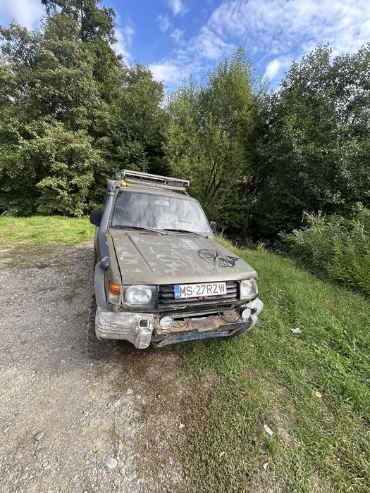 Mitsubishi pajero