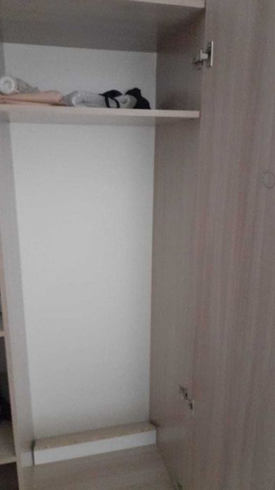 шкаф с полками  продам