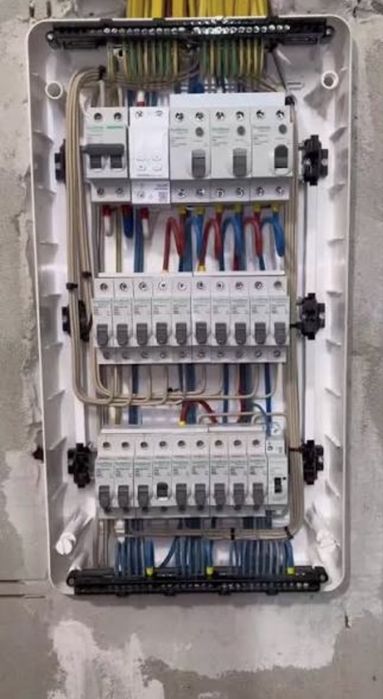 Elektrik xizmatlari 24/7