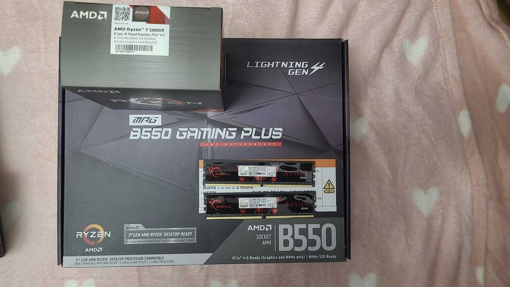 Kit Gaming Enthusiast Ryzen 7 5800X + MSI B550 Gaming Plus + 32 Gskill 3200