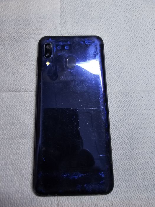Samsung Galaxy A20