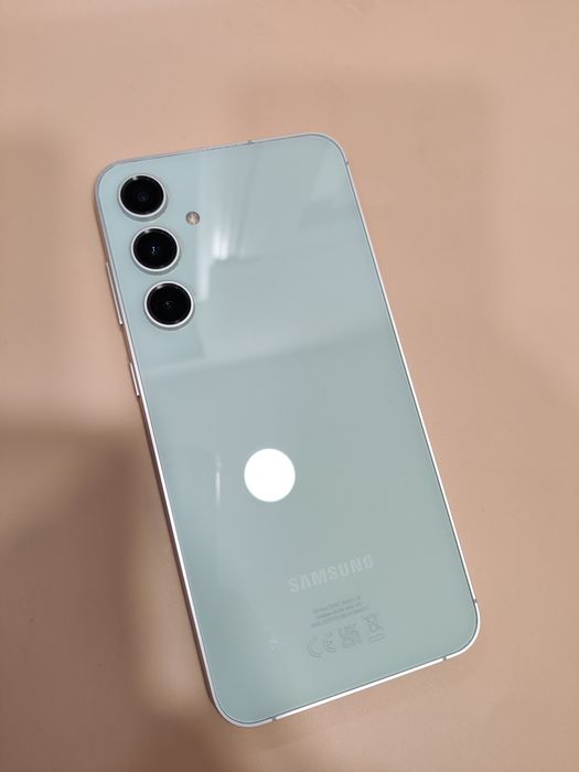 Hope Amanet P8 Samsung S23 FE 128GB 8 GB RAM liber garanție !