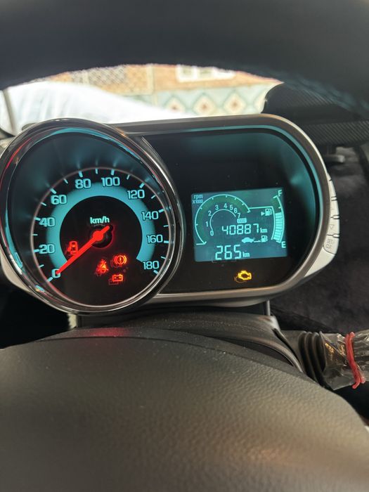 Spark 2020 srochno sotiladi 1 qo’l