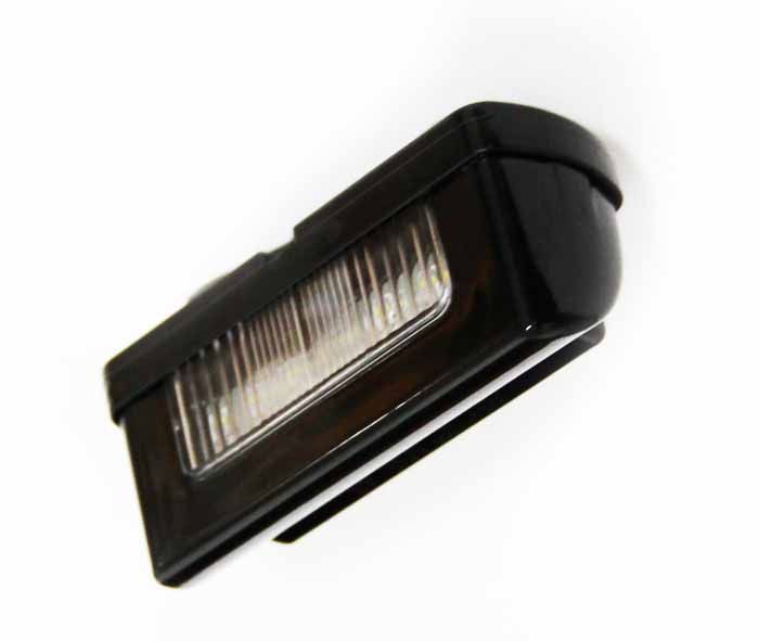 Lampa auto BestAutoVest pentru numar cu leduri 12/24 V, 80x41x35mm, 6 leduri, lungime cablu 20cm, include kit montaj 1 buc