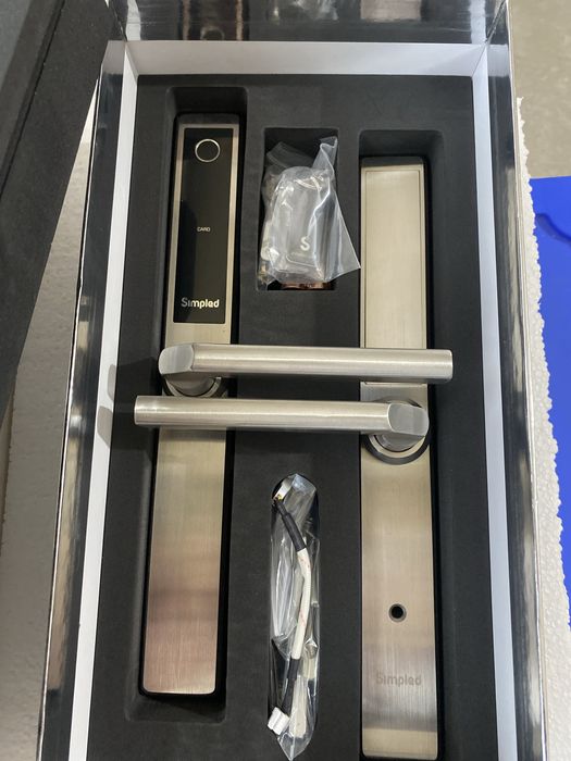 Încuietoare inteligentă tactilă Simpled Weatherproof Slim