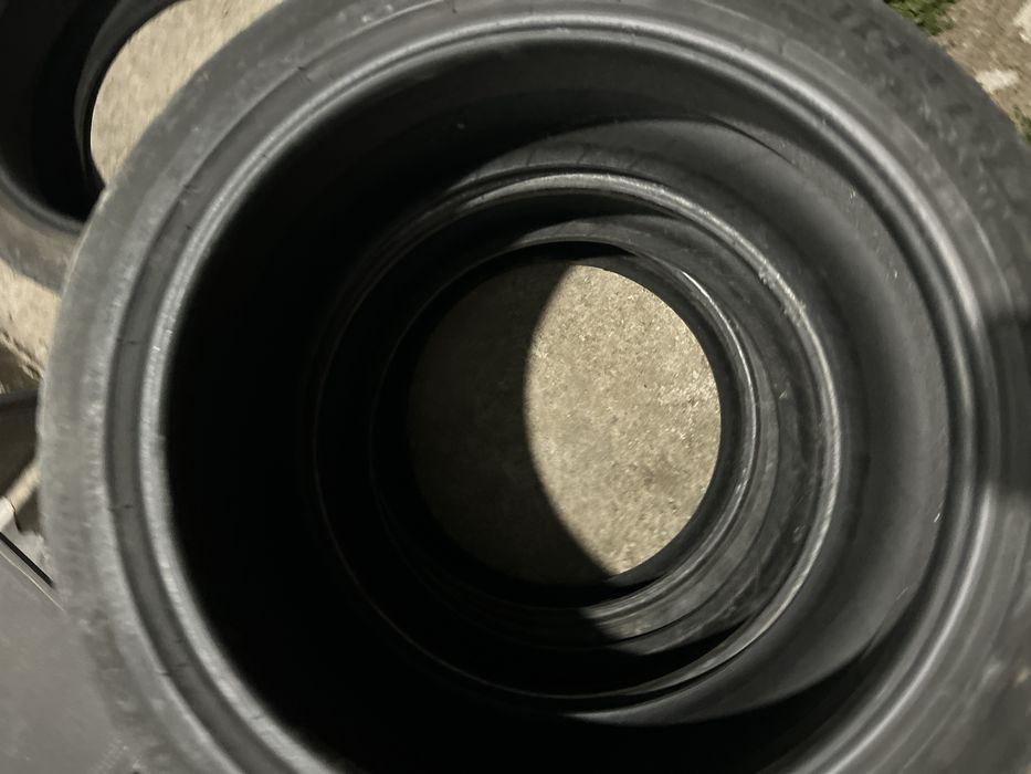 235 45 18 Michelin vara
