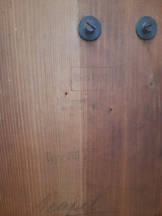 Ceas perete Junhans, sunet grav