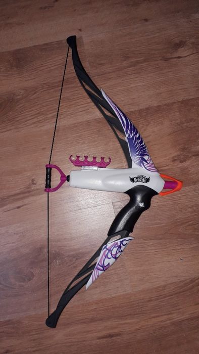 Arc Nerf pentru munitie NERF cu magazie munitie (pe arc)