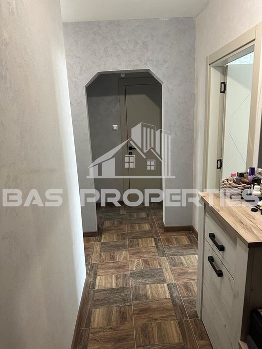 Продава се Тристаен апартамент в София, Люлин 2 - 70 кв.м за 2465 €/кв.м - Снимка #10