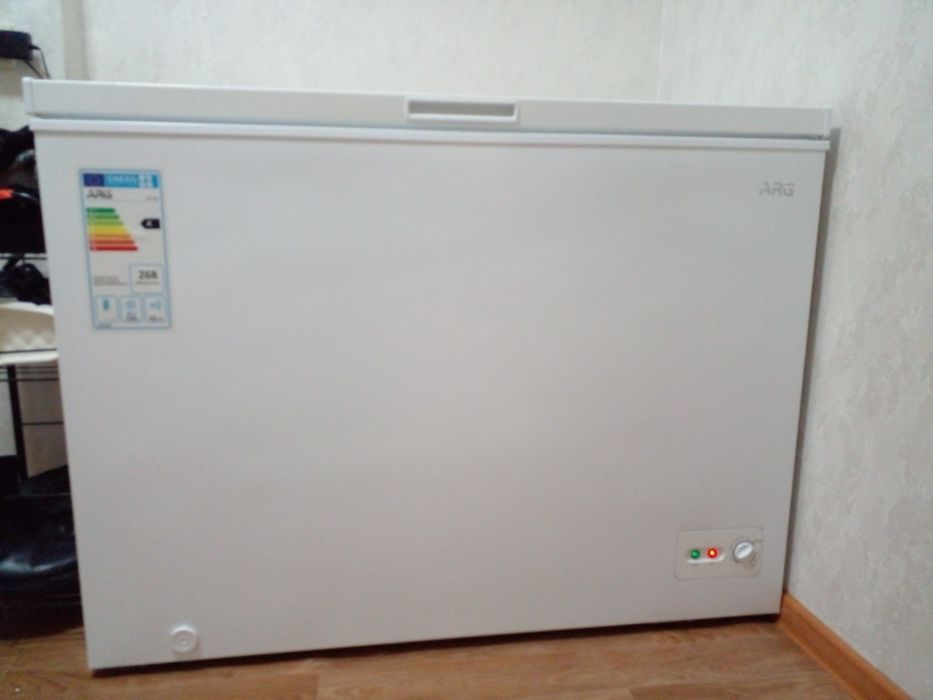 Продам морозильник, ларь 290 л