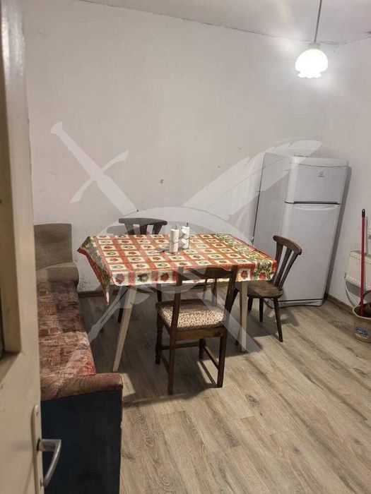 Дава се под наем Етаж от къща в Нови Искър - 100 кв.м за 498.27 € - Снимка #2