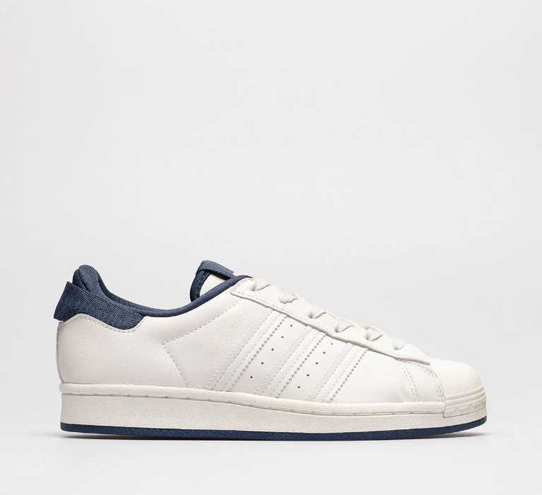 Дамски спортни обувки  ADIDAS SUPERSTAR  PARLEY размер  EU 38 2/3