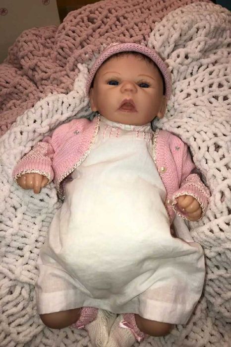 Колекционерска кукла