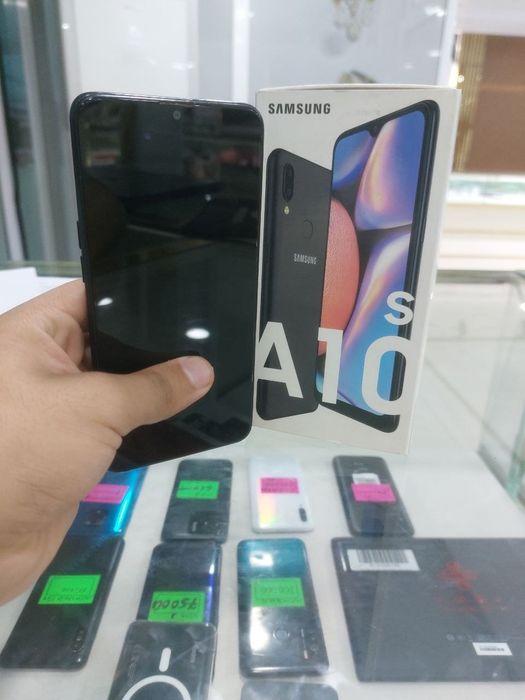 Samsung A10S ideal arzonchi