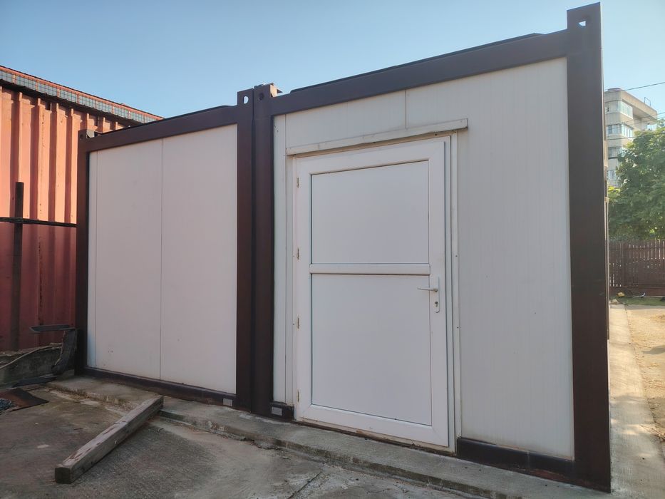 Vând modul  60 mp din 4 containere cu  panouri sandwich- baie, instalație electrică