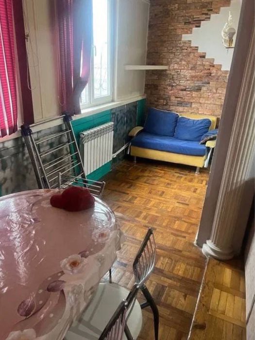 2/8/9 Буюк Ипак Йули Максим Горький метро бий 70м2