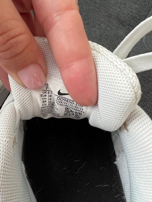 Маратонки Nike 38 номер