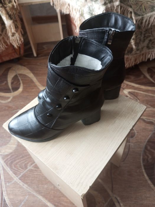 Продам полусапожки