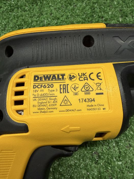 Винтоверт за гипсокартон Dewalt DCF620