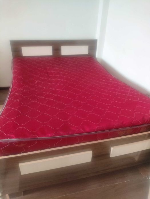 Продам двухспальную кровать