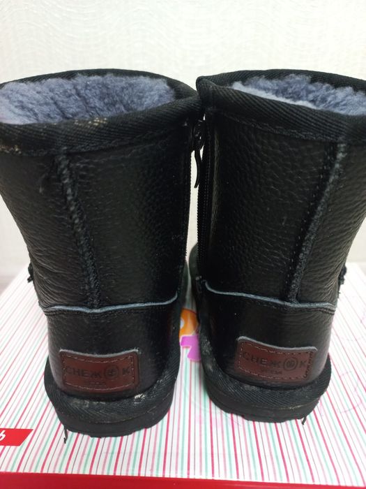 Продам Угги детские