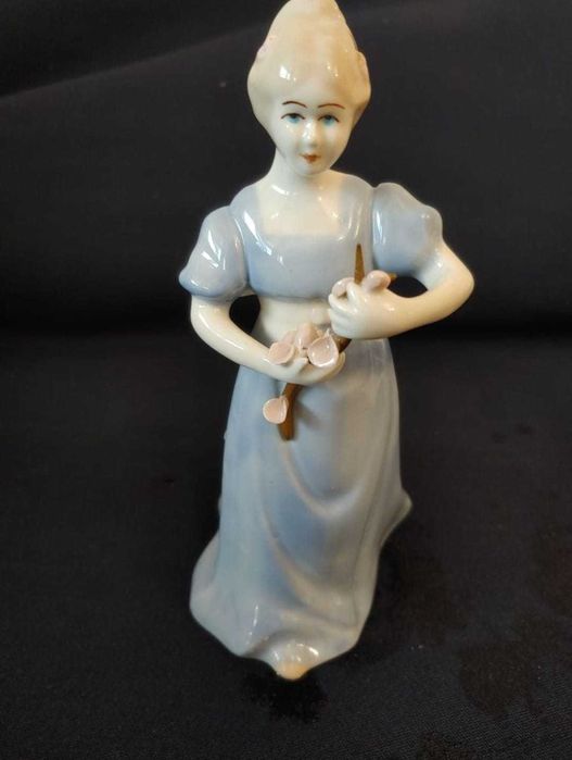 Bibelou ceramică și / sau porțelan