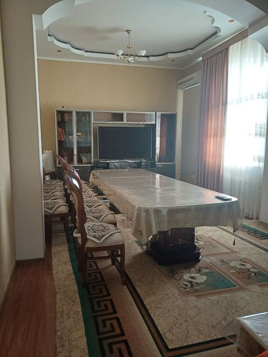 Продается СВОЙ просторный 3-этажный дом рядом с Ботаническим садом!