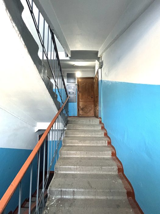 Продается 2х ком район Меховой 3/5