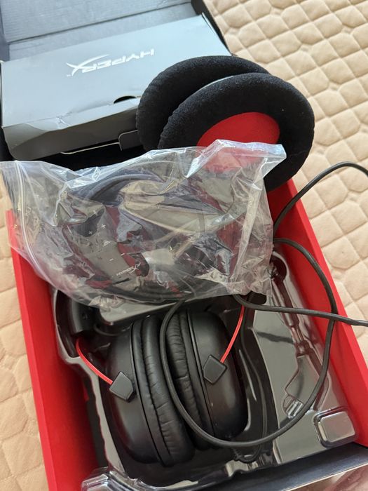 Наушники                          HYPERX cloud
