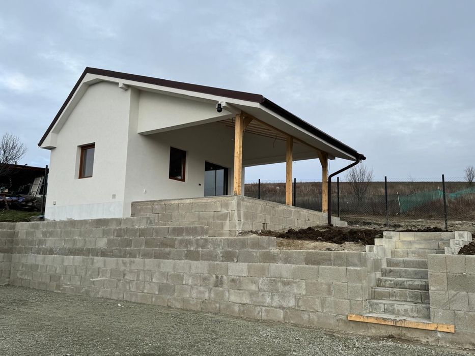 Vand casa in Sura Mare