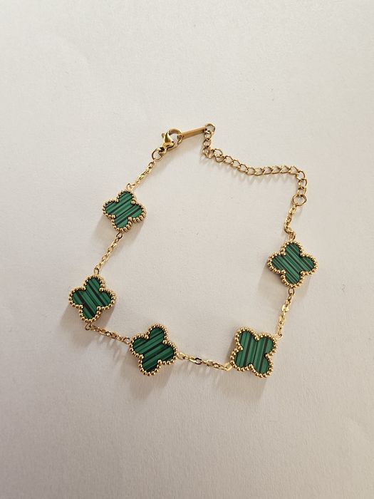 Bratari stil trifoi diferite culori