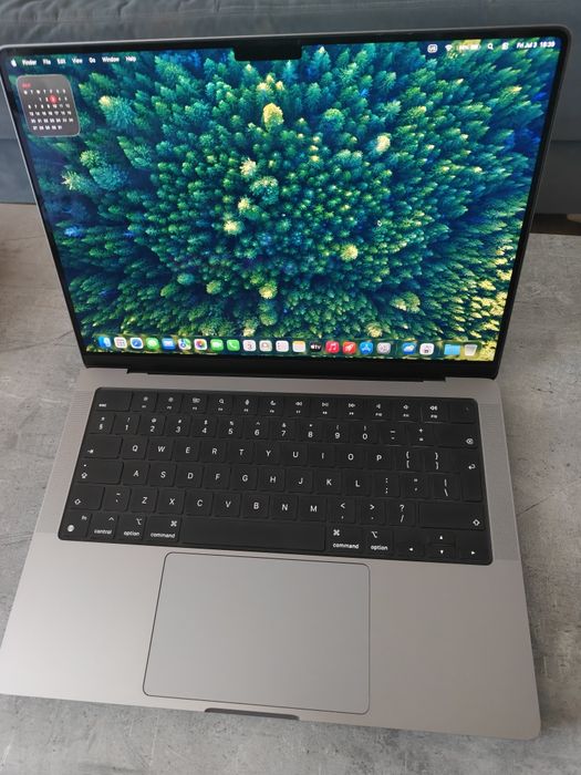macbook pro m1 14 - Laptopuri oferte online | OLX.ro