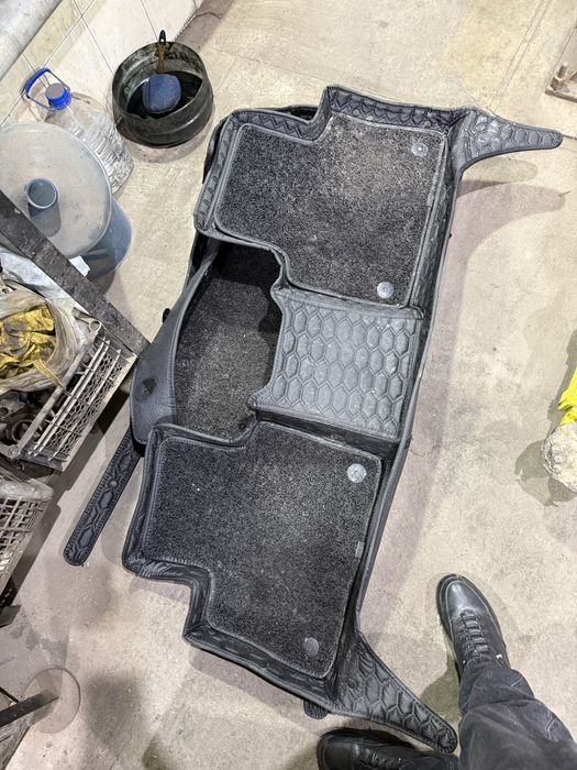 Полики Ковры рав4