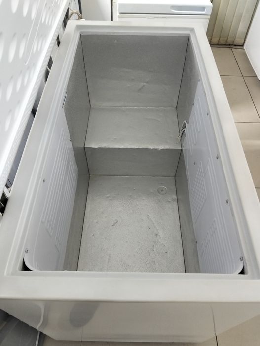 Продаю морозильник с гарантией