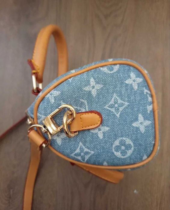 Luis Vuitton Чанта Мини, с дълга дръжка