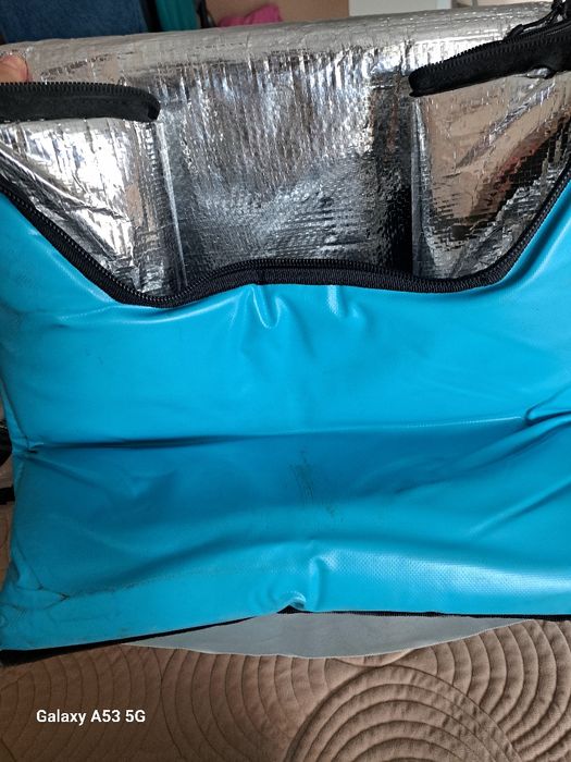 Продам курьерскую сумку wolt