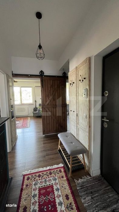 Apartament 3 camere, decomandate, etaj intermediar, garaj, Cartier Man