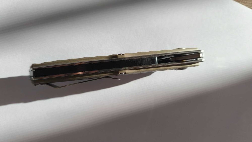 сгъваем нож, стомана D2, дръжка G10